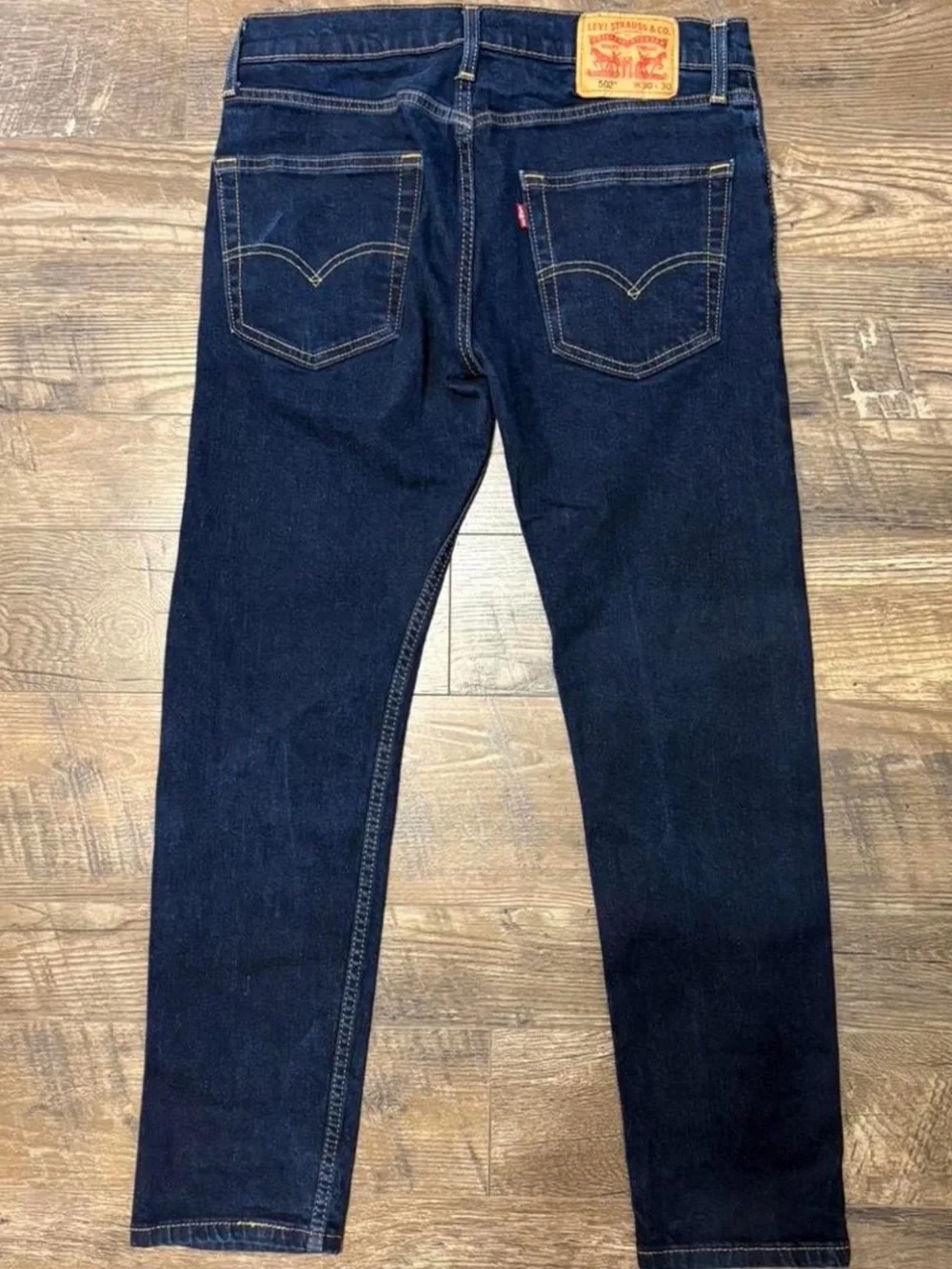 Levis levi’s 502